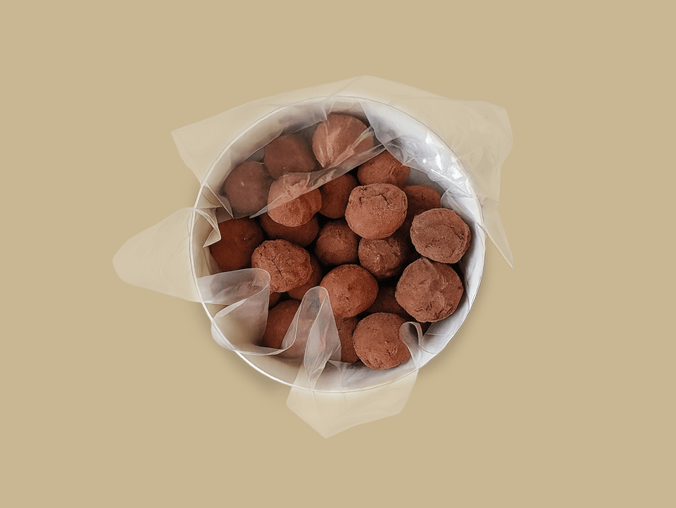 Chocolate District Truffles 25